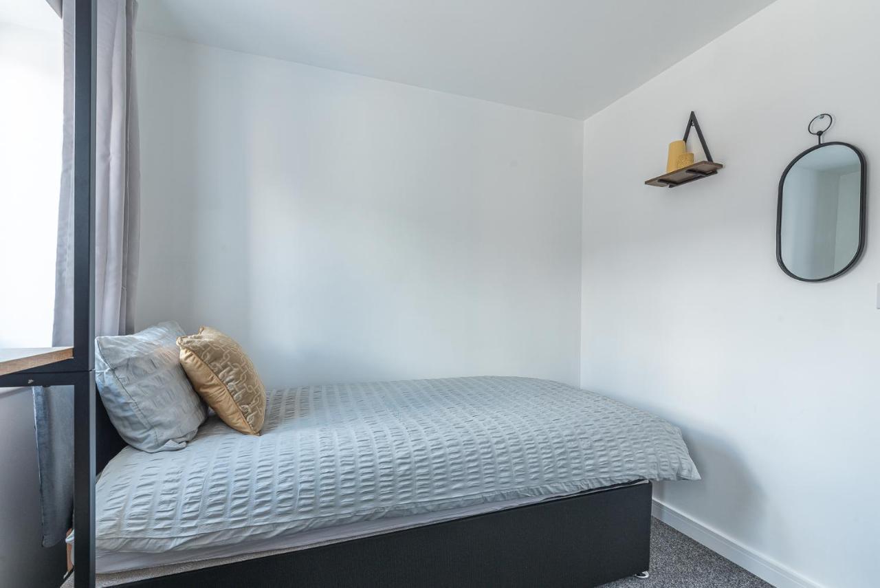 Beautiful New House In Derby For Up To 5 Guests, Suitable For Families Contractors Nhs Staff Etc المظهر الخارجي الصورة